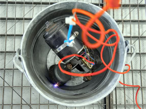 Abbildung der kinetischen Arbeit "zarter Kontakt" aus dem Jahr 1992