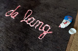 Einblick in die Ausstellung "ver•kehrt"